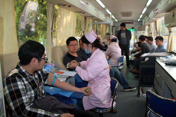競爭惡劣，獻血車價格也不能成為搶奪市場的主要因素