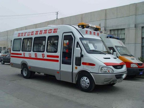 救護(hù)車(chē)生產(chǎn)廠(chǎng)家的發(fā)展趨勢(shì)如何？一篇文章告訴你。01